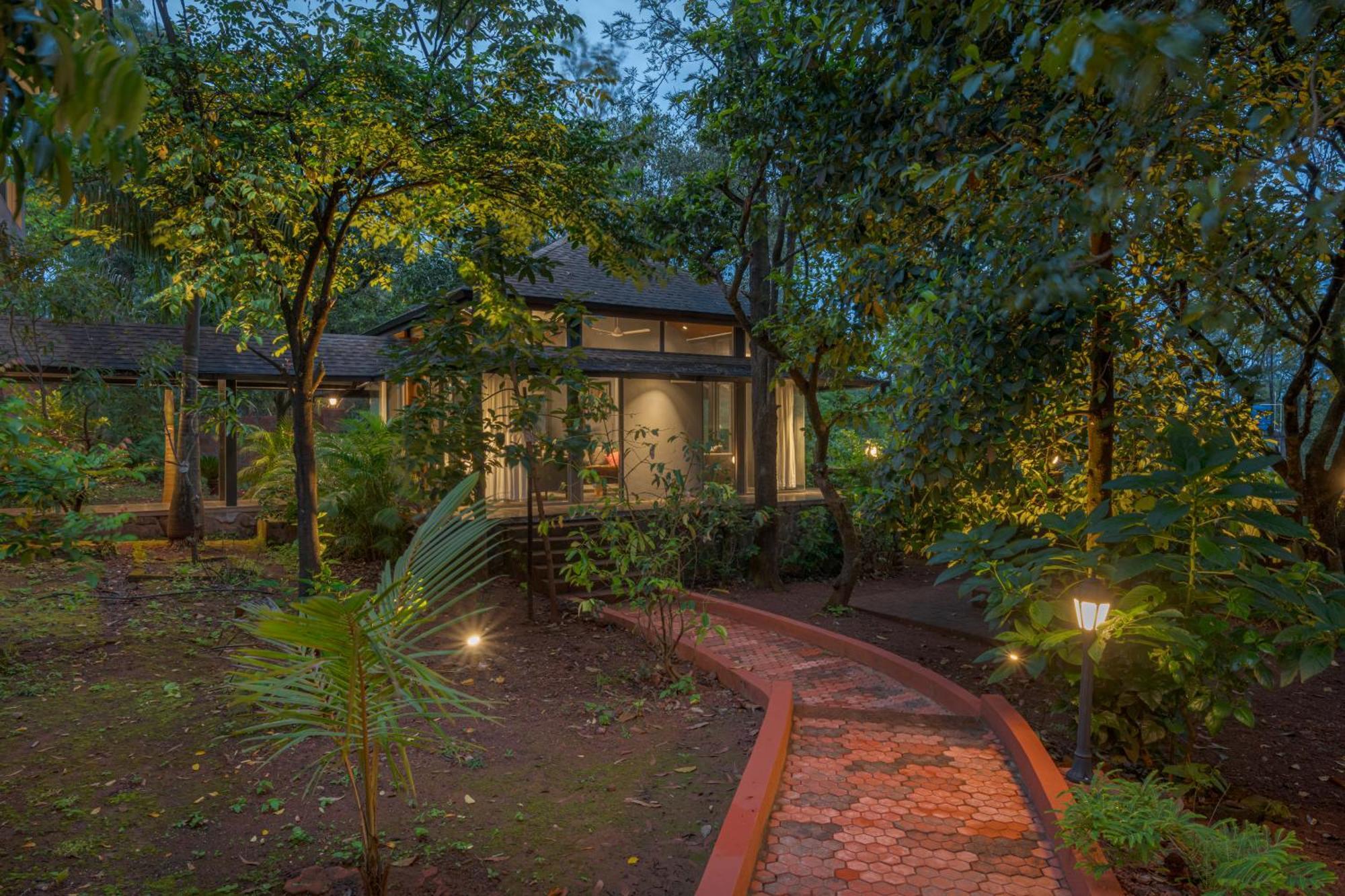 Saffronstays The Glasshouse, Panchgani - Beautiful Glass Villa For Couples Esterno foto